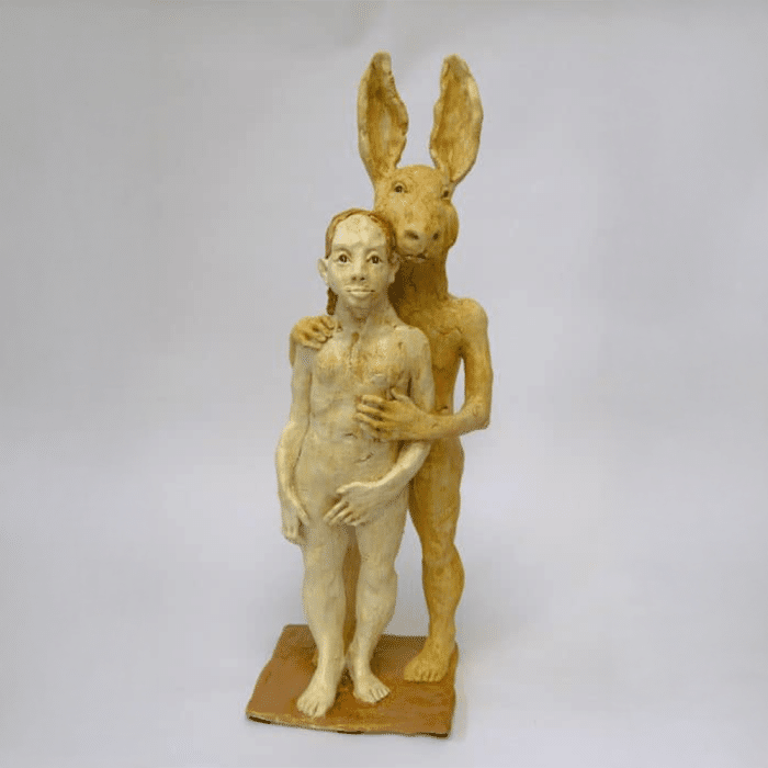 Femme et le lièvre